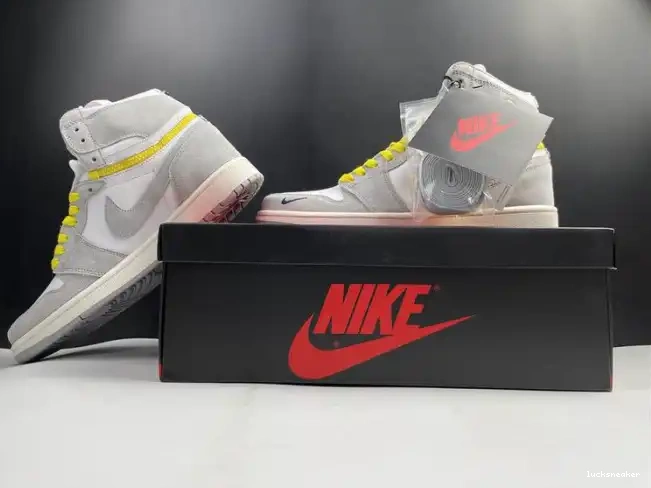 Rep LUCY High Switch Smoke Light Air 1 CW6576-100 Jordan 0412